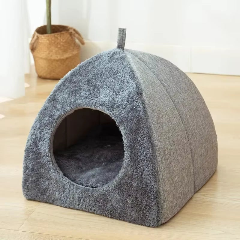 Cozy Triangle Cat Nest - Warm & Thickened Closed Cat Bed for Deep Sleep - Ideal Pet Tent for Cats & Small Dogs